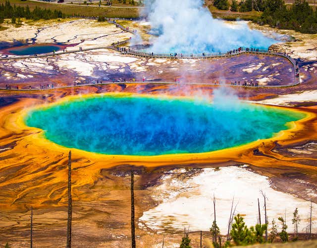Yellowstone National Park Guide America S 1st National Park
