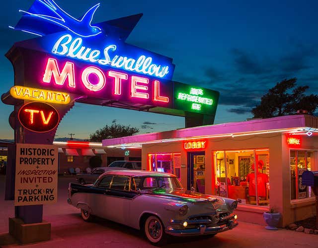 Route 66 road trip guide with interactive maps - Roadtrippers
