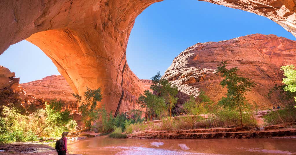 Hoodoos, petroglyphs & more Mystery in the Escalante Desert Roadtrippers