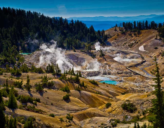 11 Great Stops on The Lassen Volcanic National Park Road